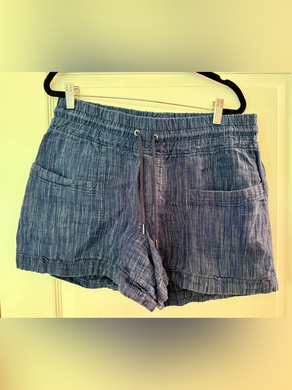Athleta Dark Blue Chambray Drawstring Linen Shorts